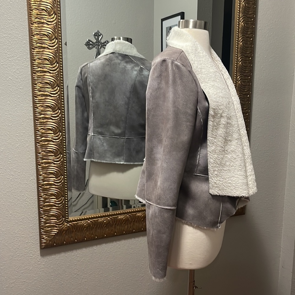 Cache Gray And White Shearling Jacket - image 2